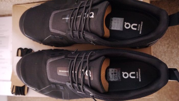 NEW On Cloud 6 WP Trainers Size 11UK - Water Proof