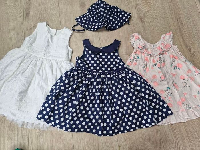Baby clothes