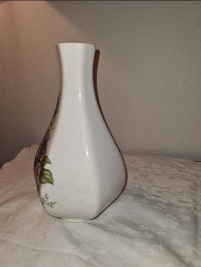 Kingston Hull Pottery vase