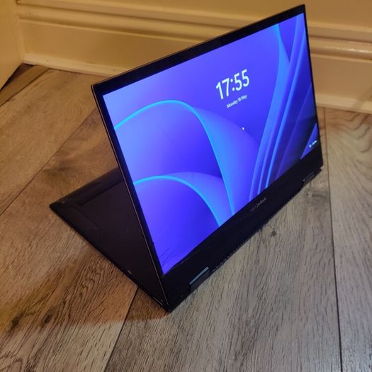 Asus ZenBook i7 11gen 4K OLED screen RAM 16 SSD 1TB Nvme read description!