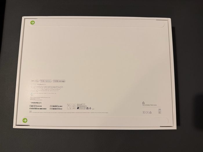 MacBook Air 15-inch 16/512GB (M5 CHIP IRISH STOCK) Brand New Sealed 1 year Apple Warranty MIDNIGHT