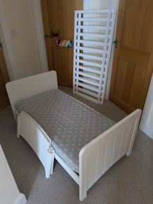 Cot - Adjustable Height
