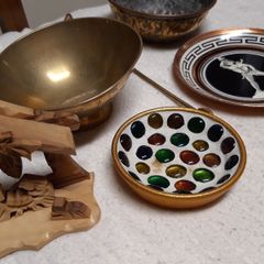 Cheap Ornaments. X 6