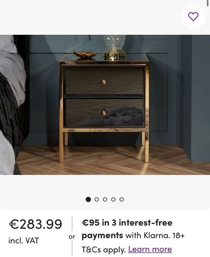 2 bedside tables with Drawers