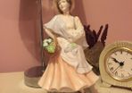 'Market Day' Royal Worcester Limited Edition figurine.