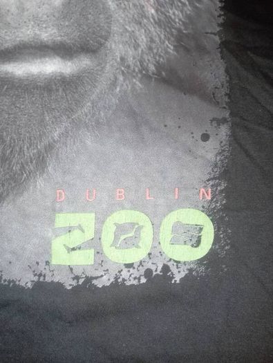 Dublin zoo t shirt size small