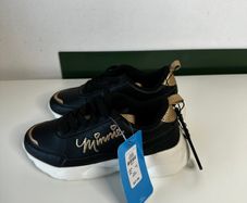Minnie Mouse trainers