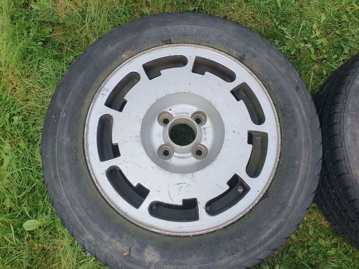 14" Pirelli 9 P Slots wheels