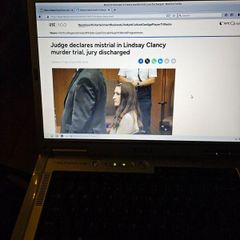 Laptop (Dell Inspiron 6400. Vintage/Retro Tech)