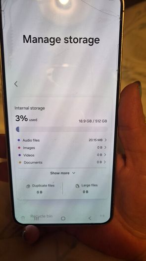 Samsung 24 plus