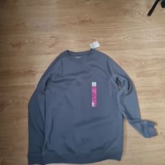 Grey jumper never worn