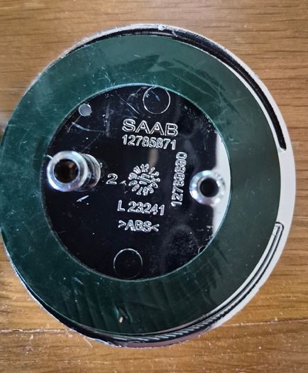 Saab 9-3 & 9-5 bonnet boot badge - FREE POST