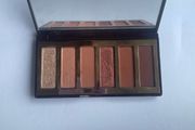 Charlotte Tilbury eyeshadow palette