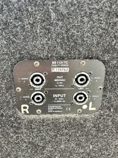 Set of speakers