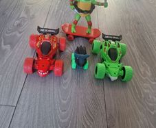 toys