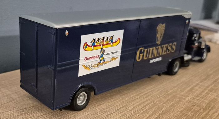 Corgi Guinness 1/50 Trucks