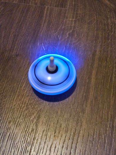 Glow in the dark spinner