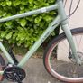 As new Cube Hyde city bicycle Image 5