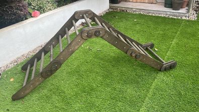 Climbing frame (includes slide attachment)