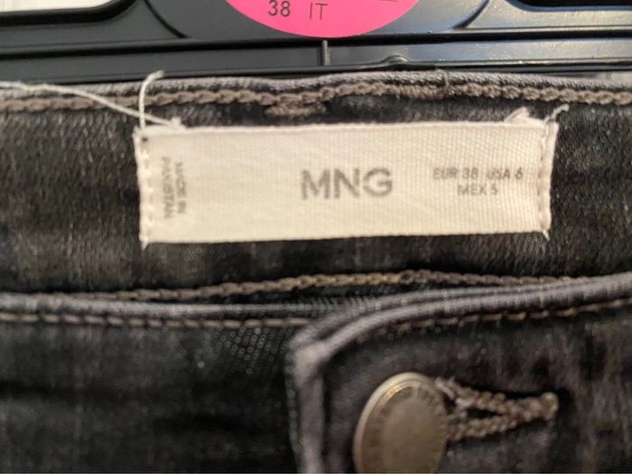 Black jeans Mango