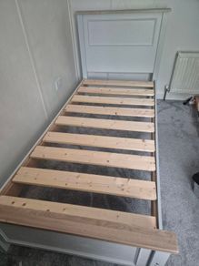 single bed,solid wood,oak top,grey.