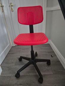 childs desk chair