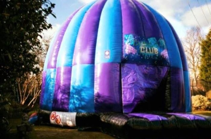 Obstacle Courses and Bouncy Castles