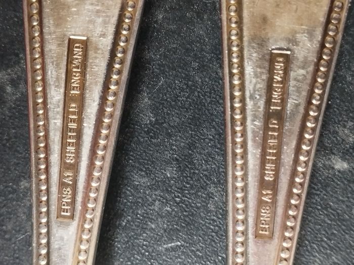 Vintage Sheffield Knives, Set of 6, EPNS A1.