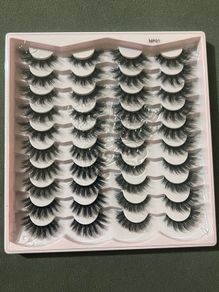 Fluffy minks lashes 20 brand new