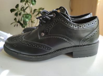 penguin shoes size 6