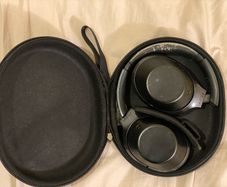 Sony MDR-1000x Noose Cancelling Headset