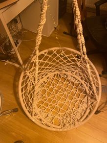 Hanging / Swinging seat.