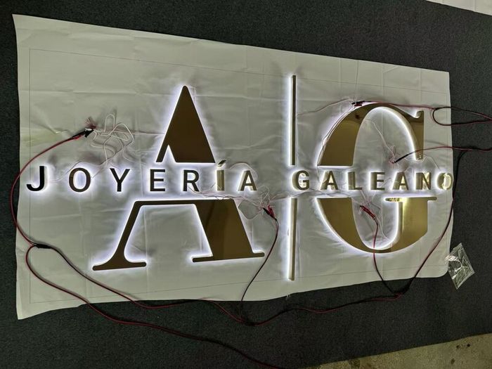 3D Illuminated Letters - Custom Halo-Lit Business Signage