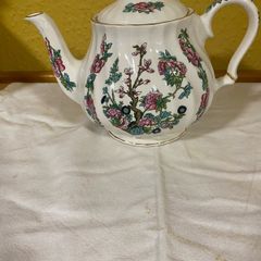 vintage Sadler Teapot