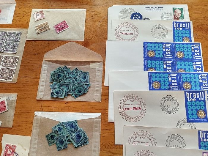 Stamps -  Mixed Collection (USA etc)