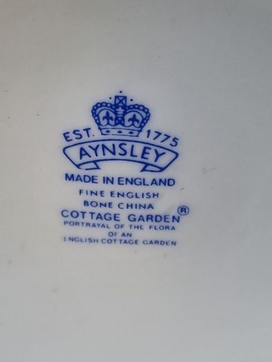Aynsley Bone China " Cottage Garden " Large Vase