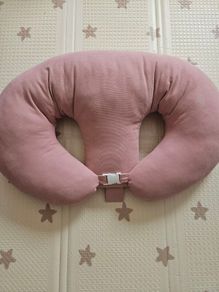 Evcushy Twin bottle feeding/breastfeeding pillow