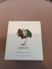 Wild berries scented candle