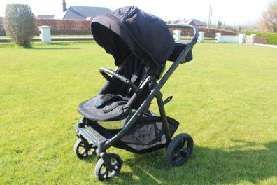 Red Baby Metro 2 Pushchair in Excellent Condition