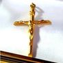 Vintage Hallmarked 9ct Gold Crucifix Image 7