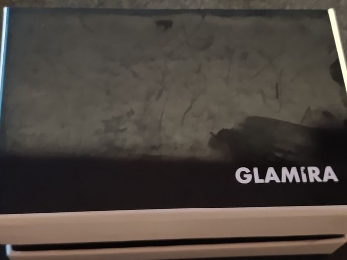Brand new Glamira 9k rose gold ring with box