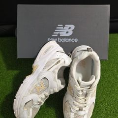 New Balance 530 Junior trainers UK 4.5 / EU 37.5