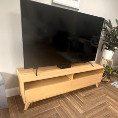 Oak TV unit FREE to take away
