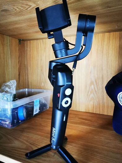 Moza Mini S phone gimbal