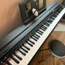 Yamaha P-145 B BT electric piano incl. accessories Image 7
