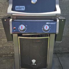 Weber Spirit E-210 Gas Bbq.