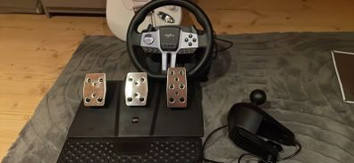Pxn gaming wheel,pedals and gears
