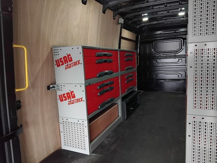 MATRIX van shelving