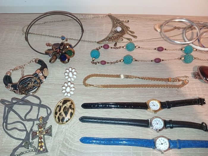 Collection Of Costume Jewellery  Inc Rings Watches Necklace Bracelets Etc Good Condition