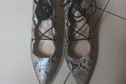 Limited Edition  Shoes.   S.6  NEW.